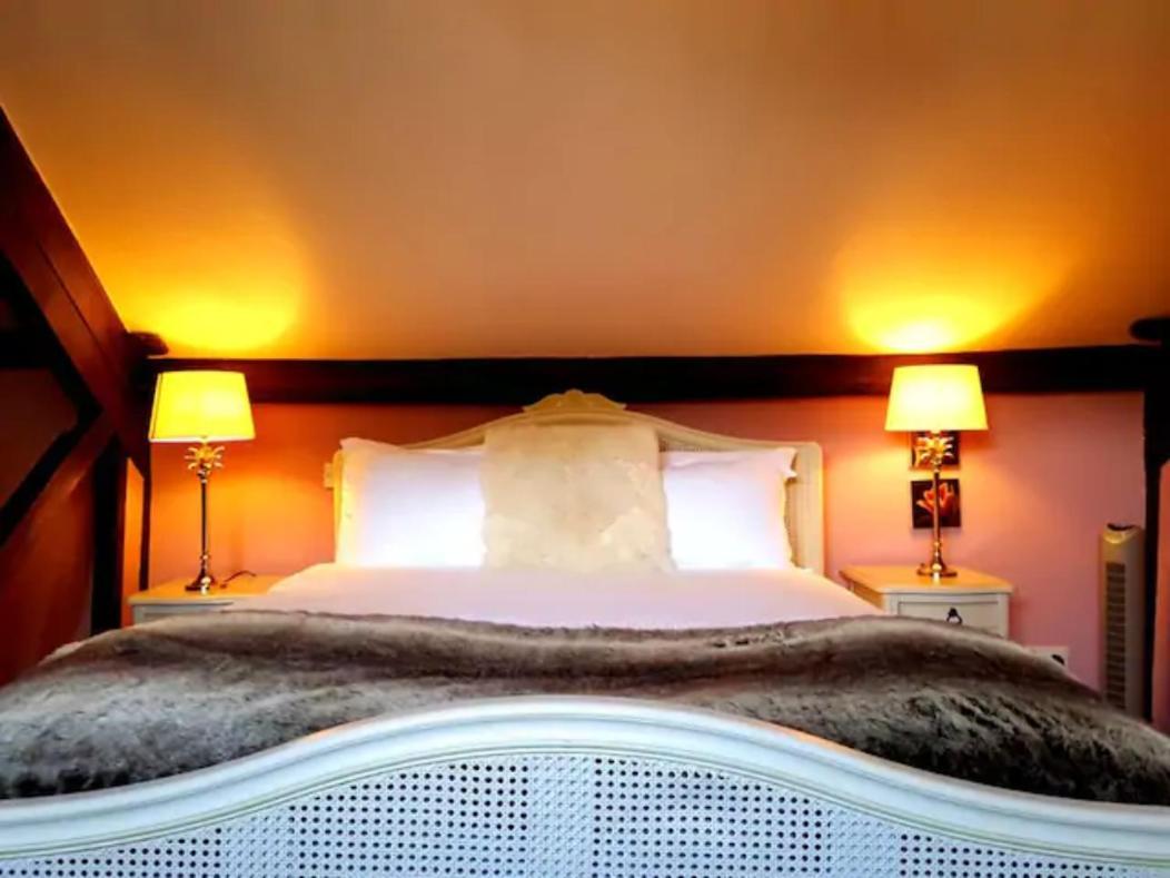 Hotel No 6 The Square Tearooms & Buxton (Derbyshire)